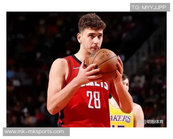 乌度卡分析球队表现指出攻防失衡对手包夹申京和KD战术执行不力