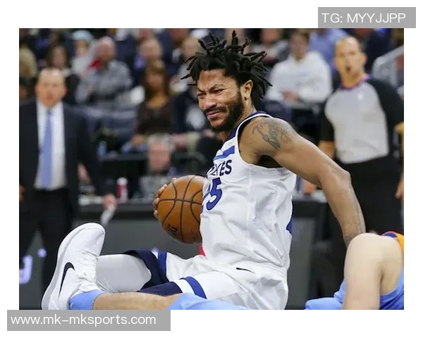 约维奇因右肘挫伤及皮肤裂伤被列为每日观察球员状态更新